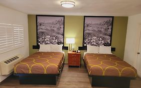 Super 8 By Wyndham El Centro North